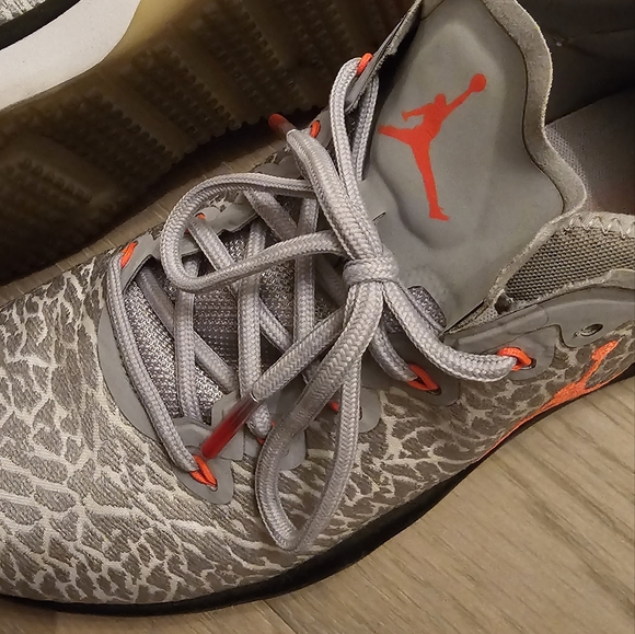 Air Jordan - Picture 4 of 4